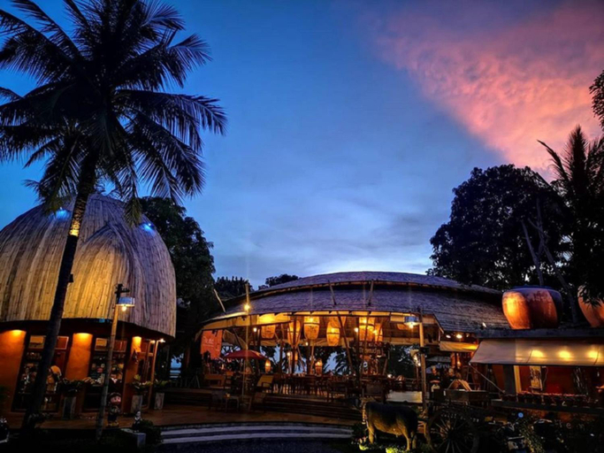 Public Area 2, The Mud, Ko Samui