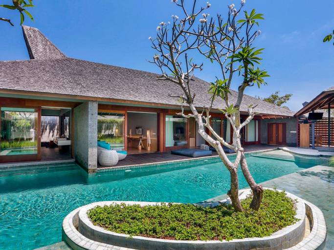 Swimming Pool 24