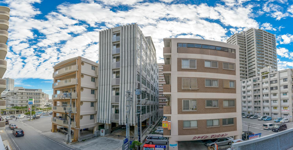 Hotel Stork, Naha