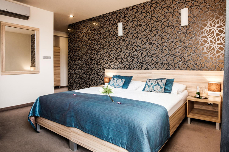 Bedroom 2, Hotel Deluxe with free Wellness and Fitness Centrum, Nitra