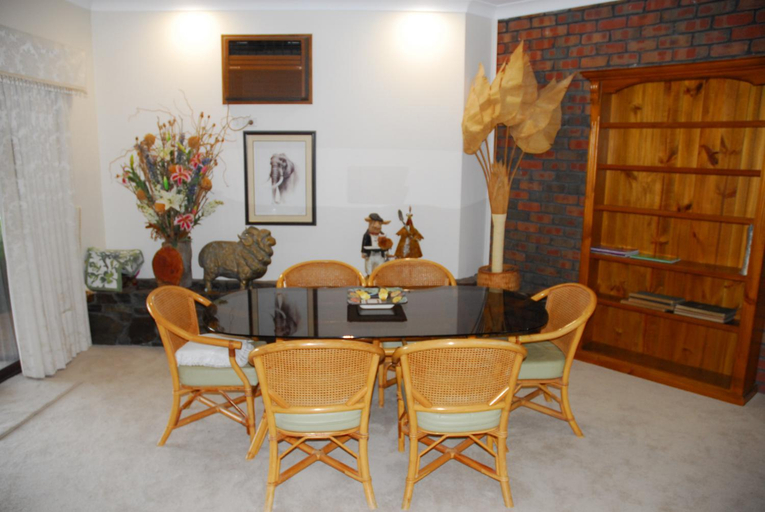 Others 4, Gaerwood B&B, Tatiara