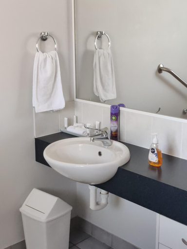 Bathroom 12