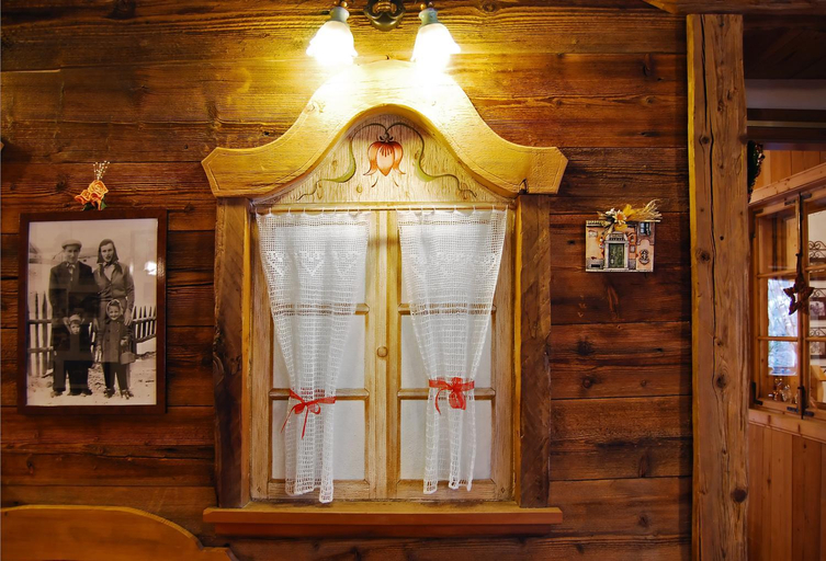Public Area 2, Hotel Villa Adria B&B, Trento
