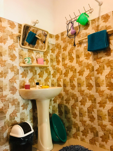 Bathroom 3, Sigiri Saman Home Stay, Dambulla
