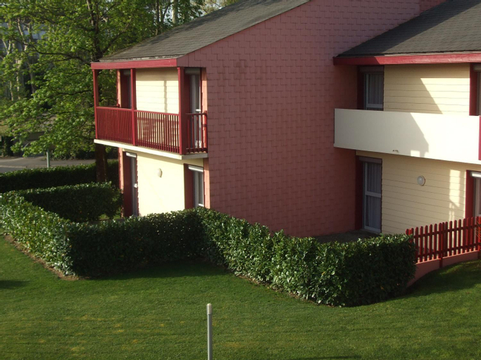Exterior 13