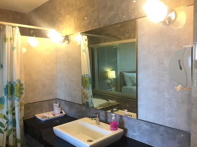 Bathroom 4, Kitlada Hotel, Muang Udon Thani