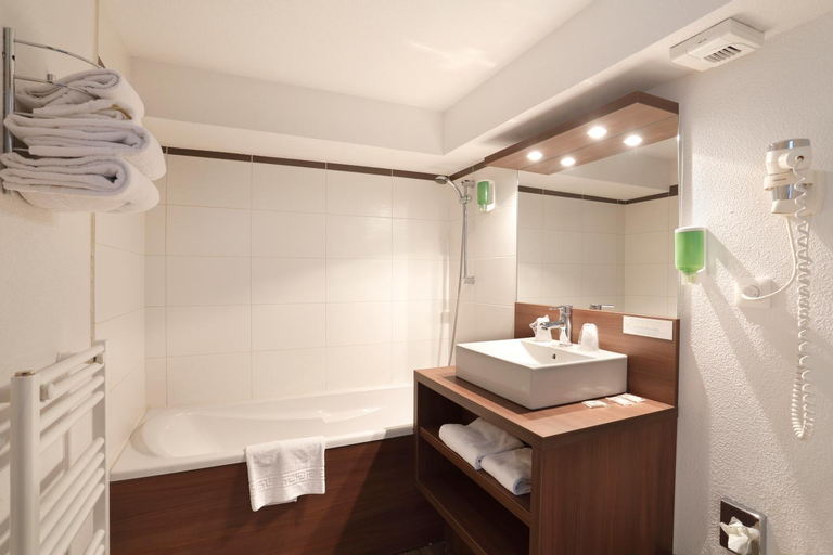 Bathroom 8