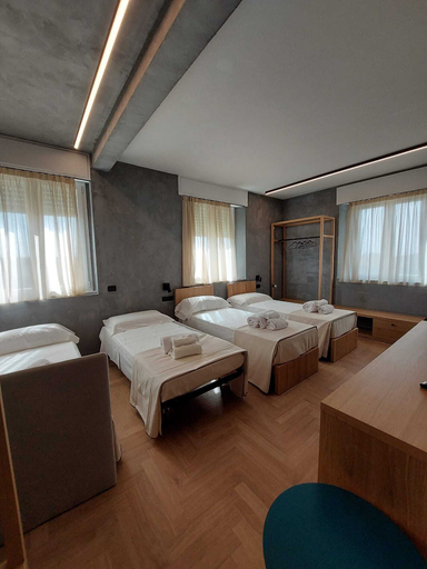 Bedroom 3, RE-Versiliana, Lucca