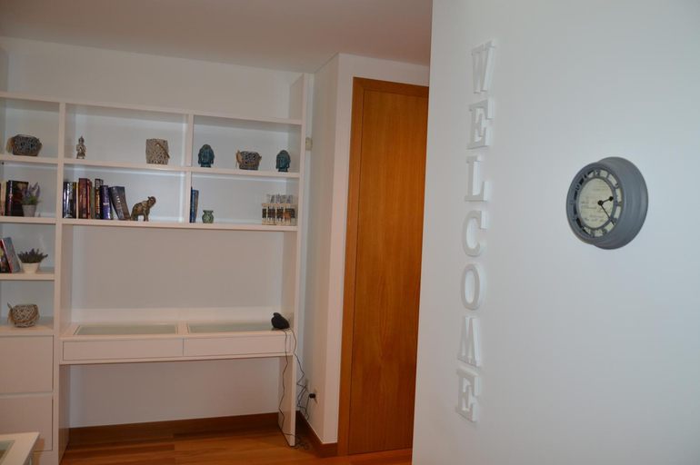 Others 2, Peaceful Apartment, Funchal