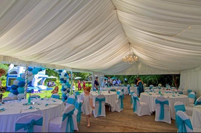 Food & Drinks 4, Antrobus Arms Hotel, Wiltshire