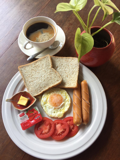 Food & Drinks 9