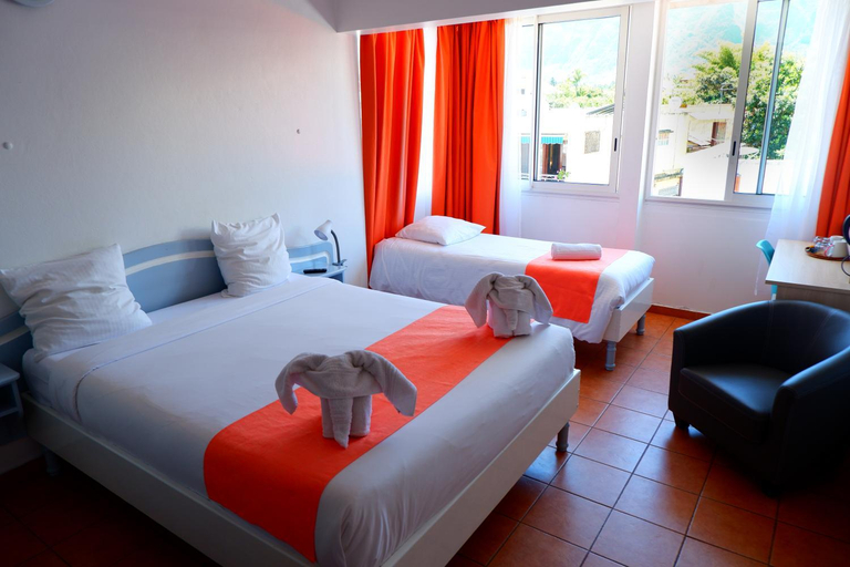 Bedroom 2, Hotel Du Cirque, Cilaos