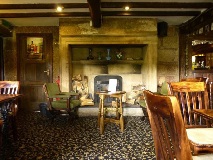 Bar/lounge 2, Peakstones Inn, Staffordshire