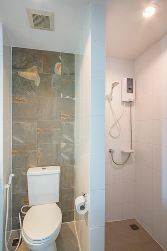 Bathroom 4, Parida Resort, Phuket Island