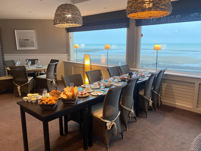 Others 5, Hotel De La Plage, Seine-Maritime