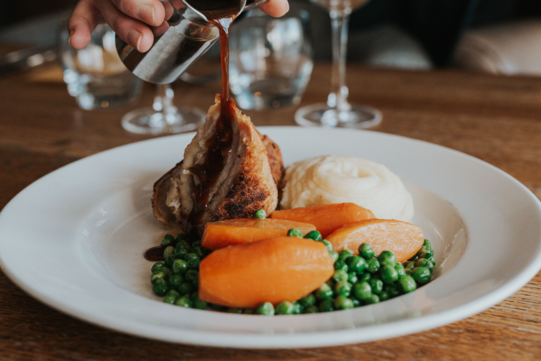 Food & Drinks 5, The Royal Hotel, Eilean Siar