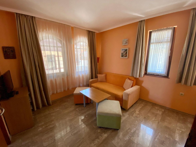 Bedroom 3, Family Hotel Saint Nikola FREE PARKING, Nesebar