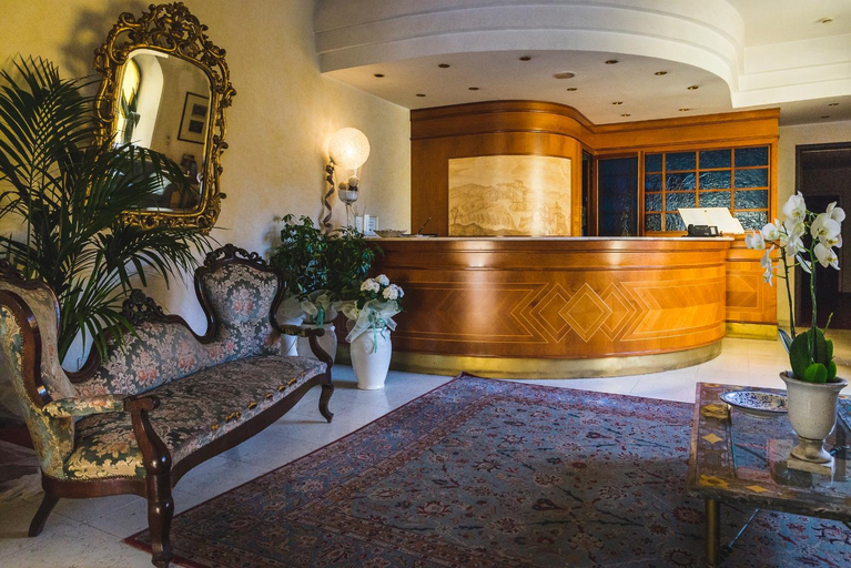 Public Area 3, Villa Sonnino, Pisa