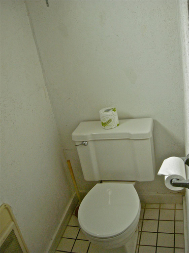 Others 4, Hub Motel, Deschutes