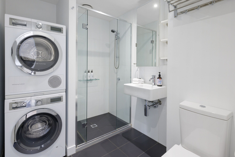 Bathroom, Flinders Luxury Penthouse, Melbourne