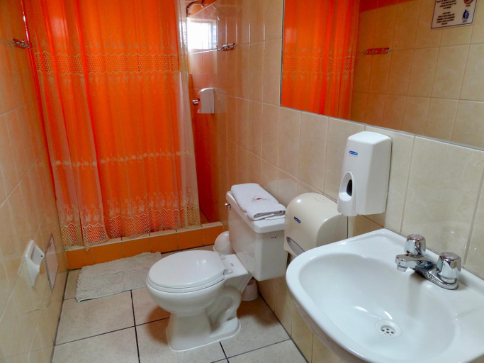 Bathroom 3, Hotel Casona Solar, Arequipa