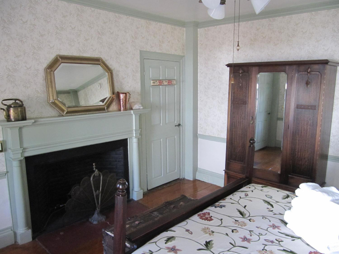 Bedroom 2, William's Grant Inn Bed and Breakfast, Bristol