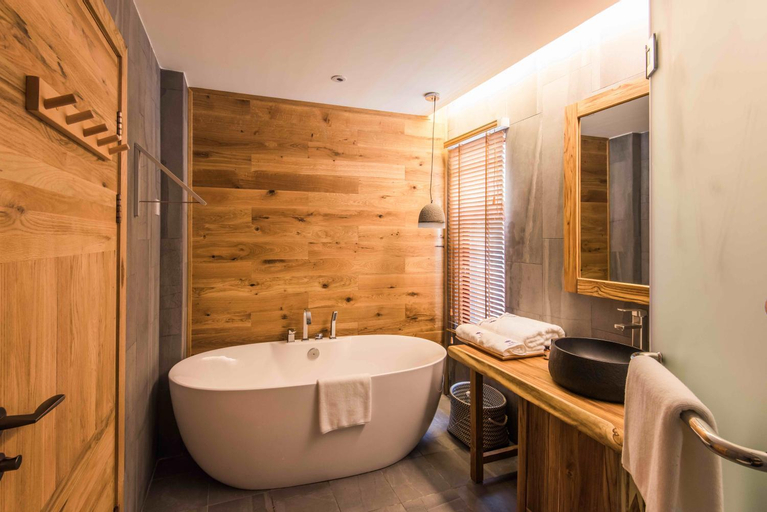 Bathroom 5