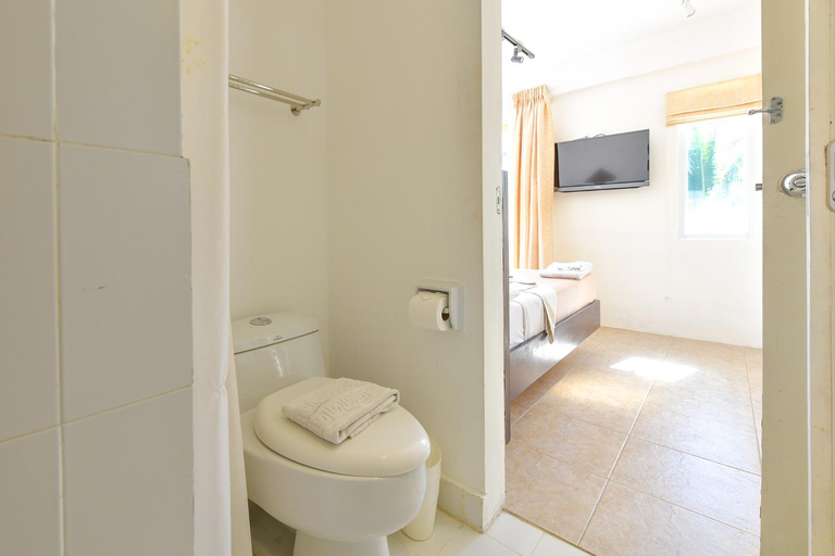 Bathroom 3, Signature Boracay South Beach, Malay