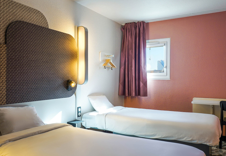 Bedroom 3, B&B HOTEL Marseille Parc Chanot, Bouches-du-Rhône