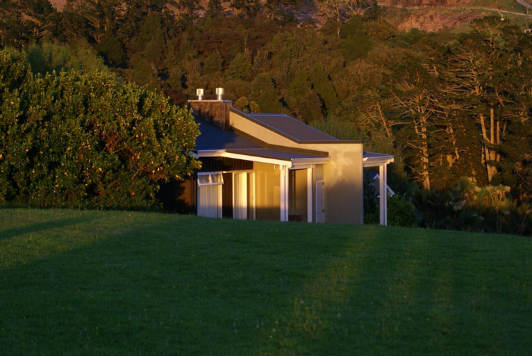 Woodhouse Mountain Lodge, Rodney