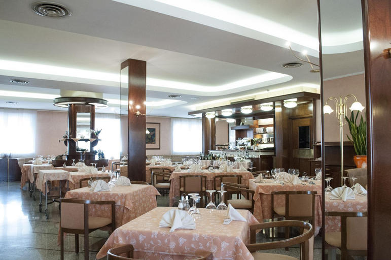 Food & Drinks 5, Le Gronde, Pavia