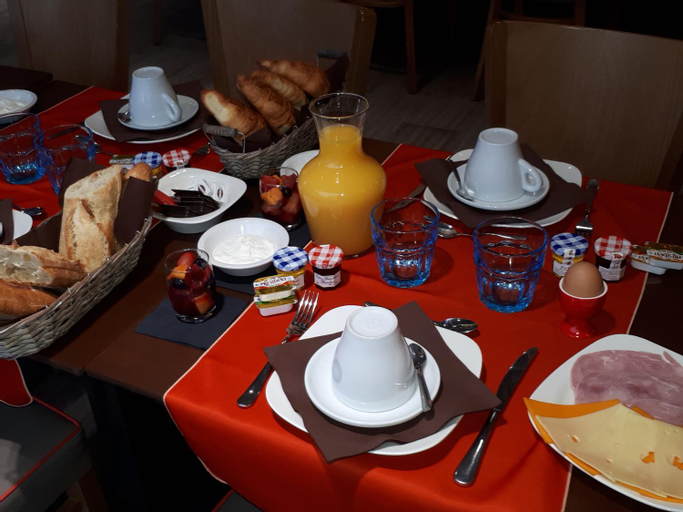 Food & Drinks 5, La Maison Du 6, Calvados