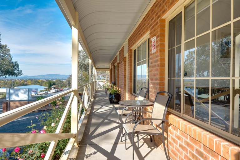 Others 5, Commercial Golf Resort, Albury