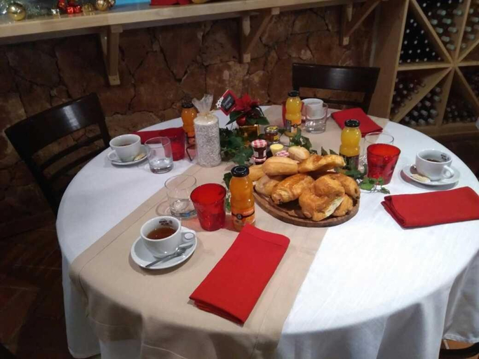 Food & Drinks, Hotel Restaurant le Saint Marc, Var