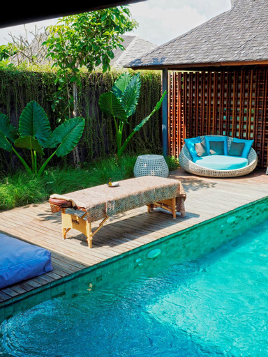 Swimming Pool 22