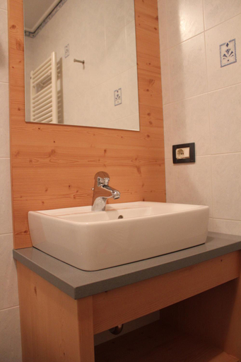 Bathroom 2, Christophorus Mountain Residence, Bolzano