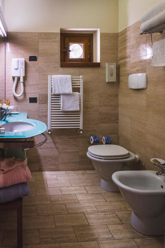 Bathroom 4, Villa Sonnino, Pisa