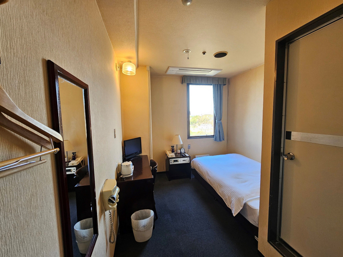 Bedroom 4, Royal Hotel Uohachi, Toyota