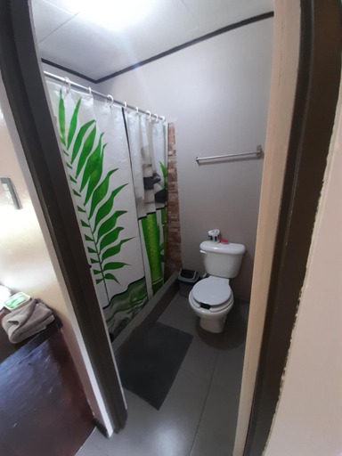 Bathroom 5, Hotel El Colibri Rojo, Talamanca
