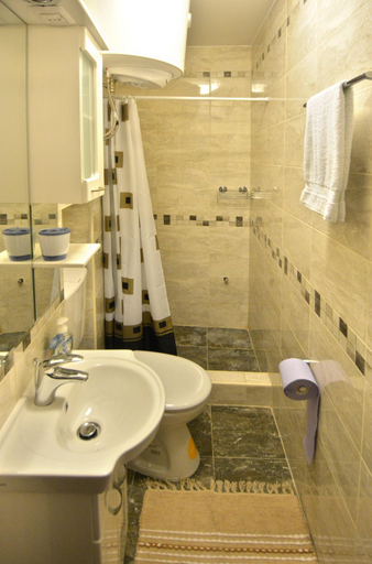 Bathroom 3, Studio In, Dubrovnik