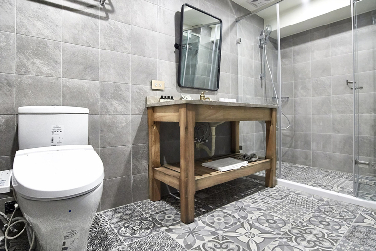 Bathroom 3, Hotel de Trianon, Taitung