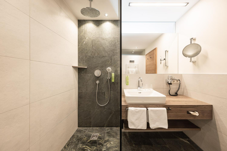 Bathroom 4, Naturhotel Outside, Lienz