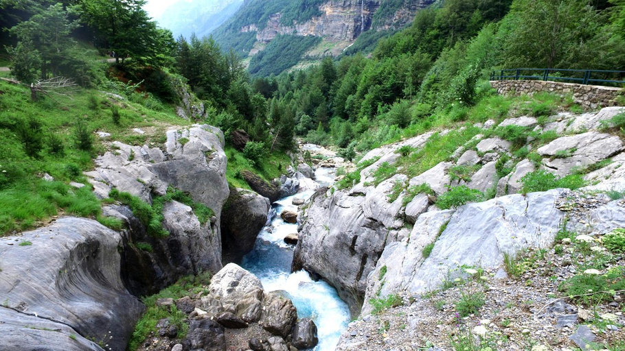 Others 4, VVF Saint-Lary-Soulan Hautes-Pyrenees, Hautes-Pyrénées