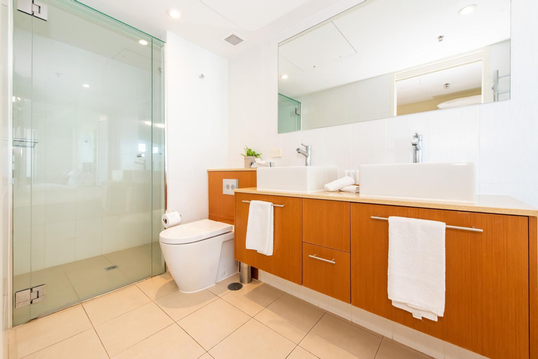 Bedroom 5, Lanai Apartments, Mackay - Pt A