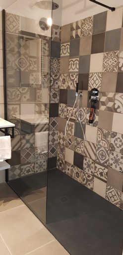 Bathroom 5