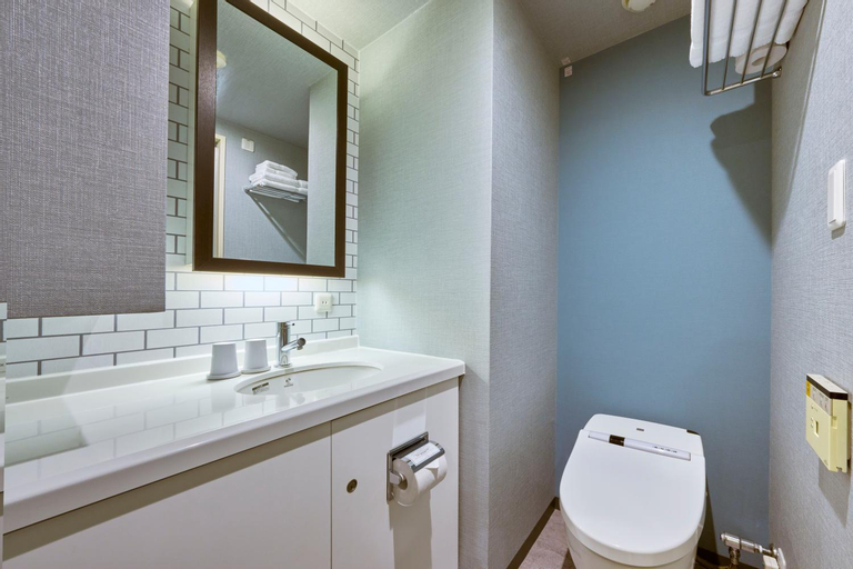 Bathroom 4
