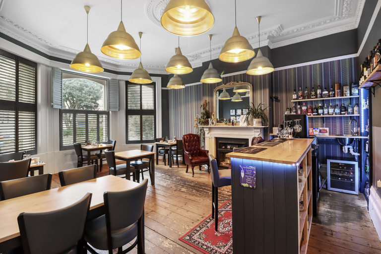 Food & Drinks 5, Ravilious, East Sussex