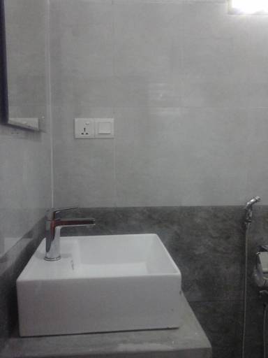 Bathroom 4, Peacock Villa, Weligama