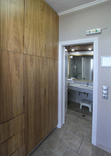 Bathroom 4, Chios Xenia Apartments, North Aegean