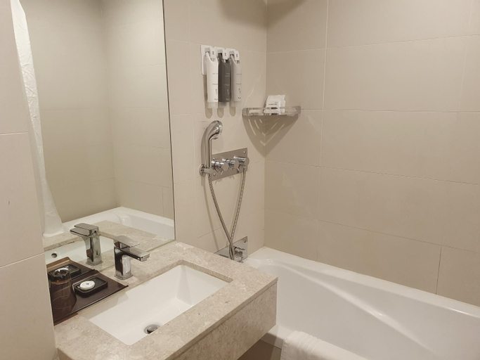 Bathroom 11
